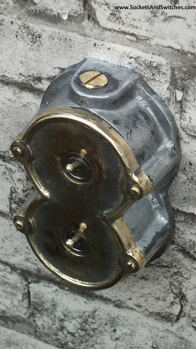 Cast Brass Faceplate with Cast Aluminium Body